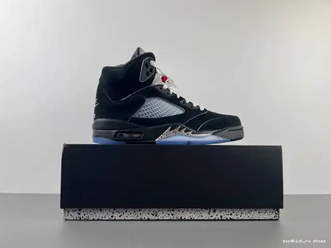 5 Reimagined Air Black Metallic Jordan HF3975-001 0429